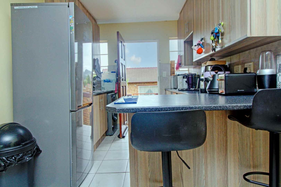 2 Bedroom Property for Sale in Wilgeheuwel Gauteng