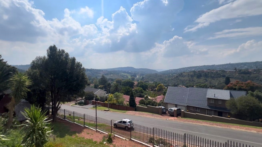 4 Bedroom Property for Sale in Roodekrans Gauteng