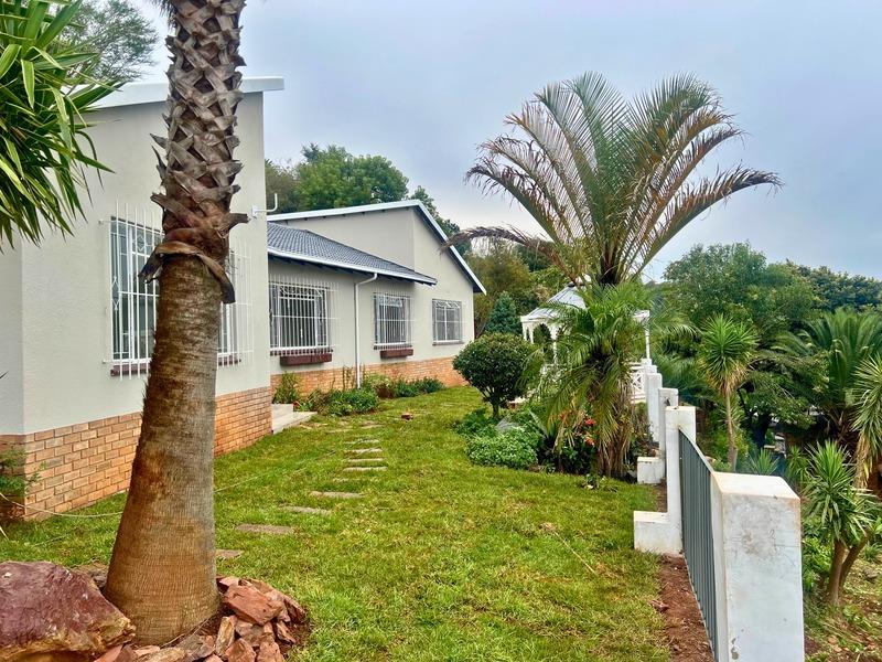 4 Bedroom Property for Sale in Roodekrans Gauteng