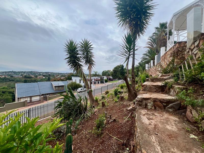 4 Bedroom Property for Sale in Roodekrans Gauteng