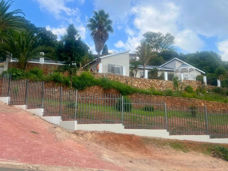 4 Bedroom Property for Sale in Roodekrans Gauteng