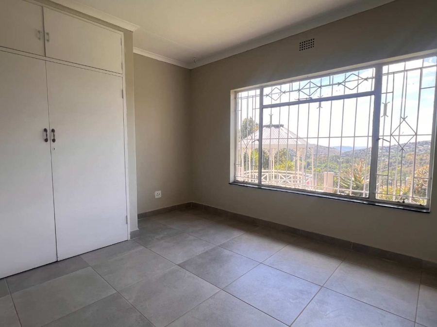 4 Bedroom Property for Sale in Roodekrans Gauteng