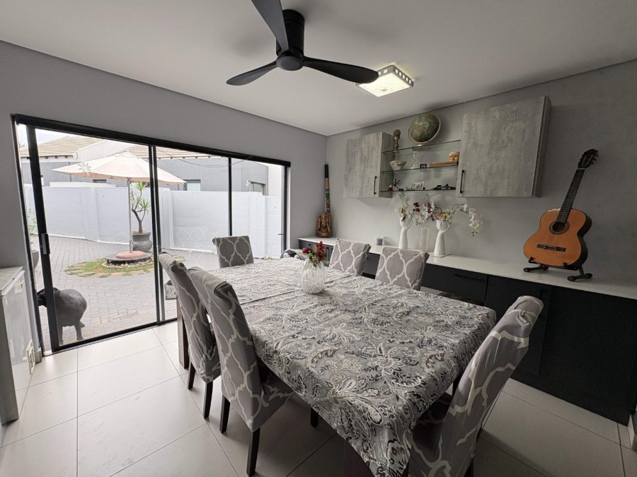 4 Bedroom Property for Sale in Midstream Meadows Gauteng