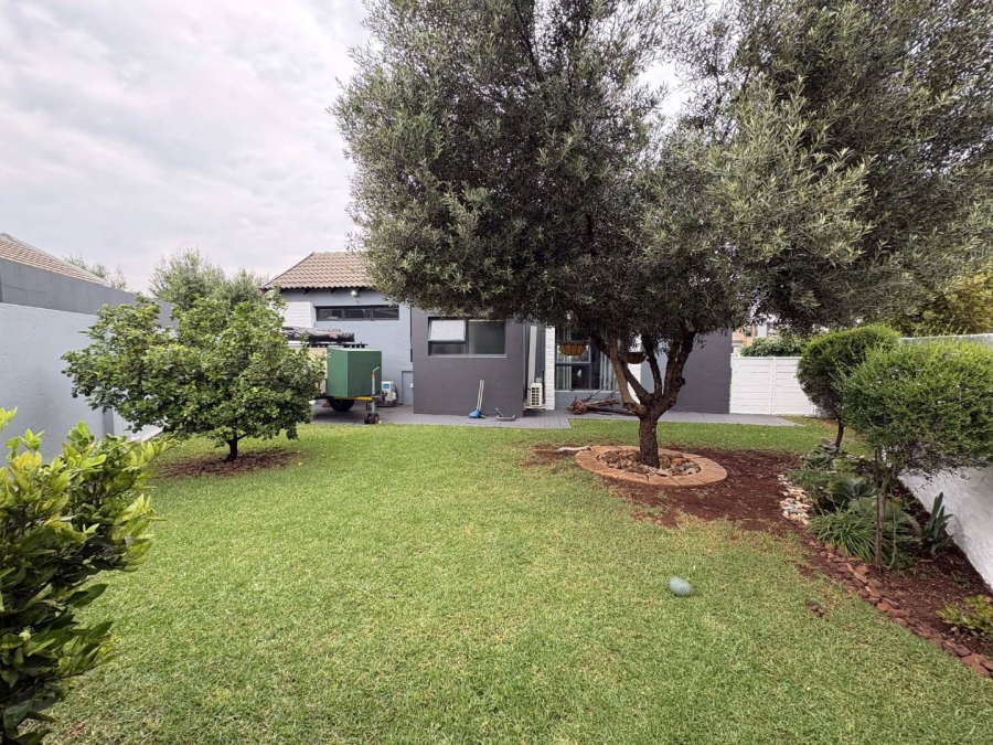 4 Bedroom Property for Sale in Midstream Meadows Gauteng