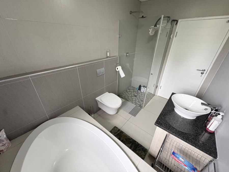 4 Bedroom Property for Sale in Midstream Meadows Gauteng