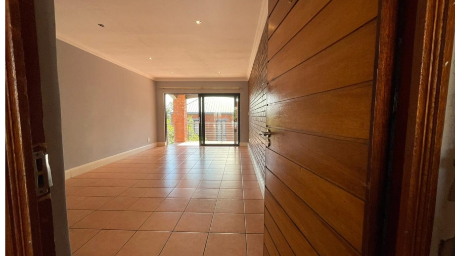 To Let 2 Bedroom Property for Rent in Auckland Park Gauteng