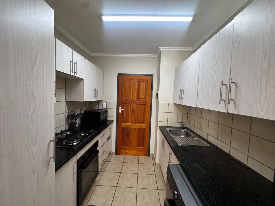 2 Bedroom Property for Sale in Noordwyk Gauteng