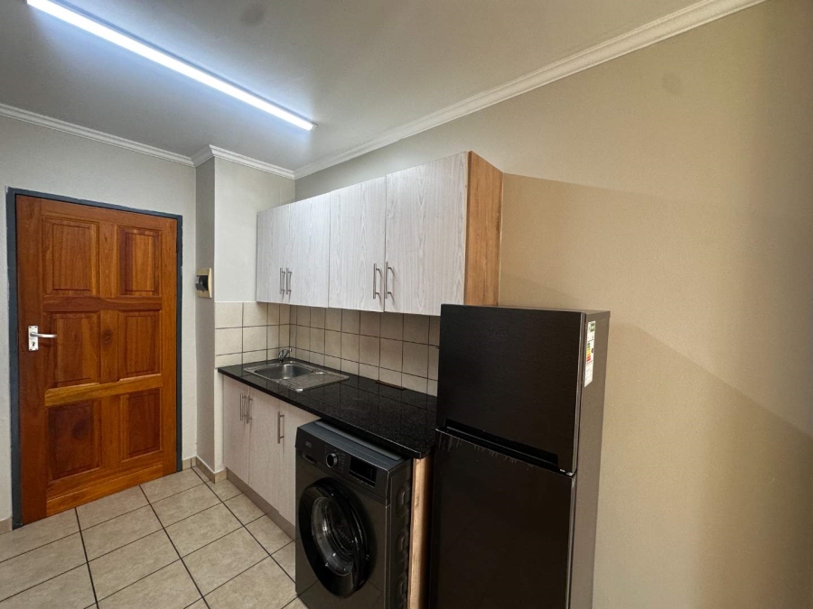 2 Bedroom Property for Sale in Noordwyk Gauteng