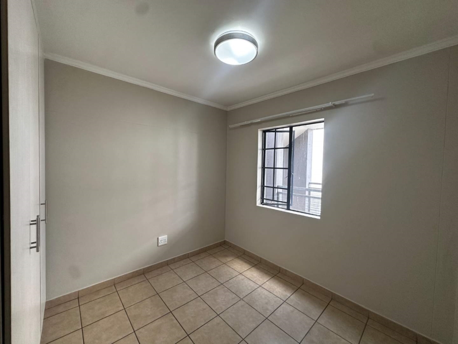 2 Bedroom Property for Sale in Noordwyk Gauteng