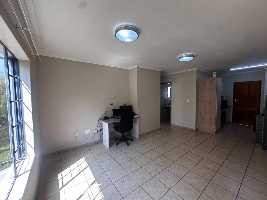 2 Bedroom Property for Sale in Noordwyk Gauteng