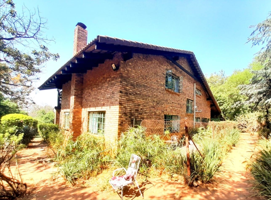 3 Bedroom Property for Sale in Glen Austin AH Gauteng