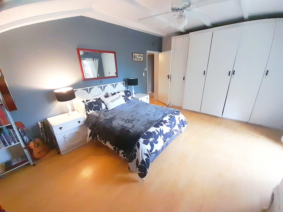 3 Bedroom Property for Sale in Glen Austin AH Gauteng