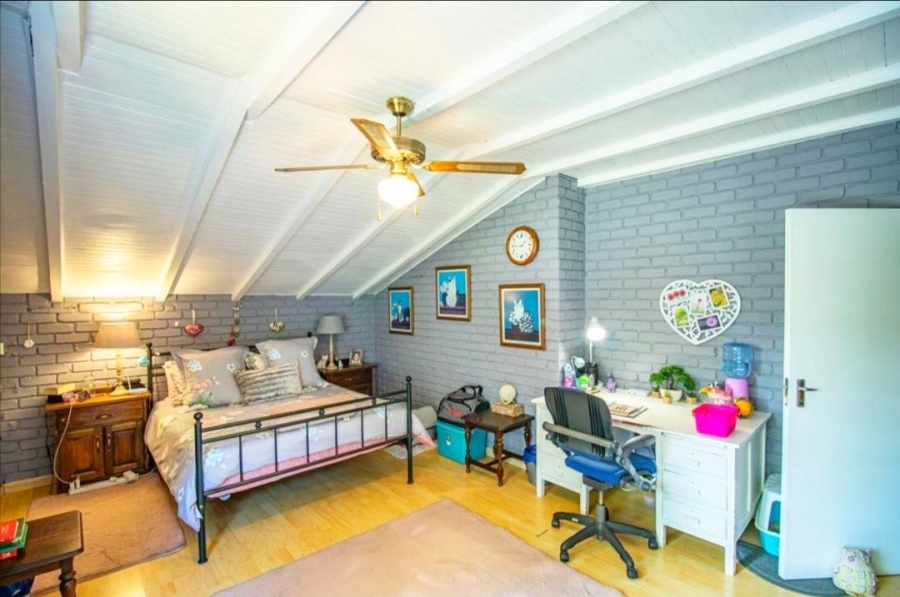 3 Bedroom Property for Sale in Glen Austin AH Gauteng