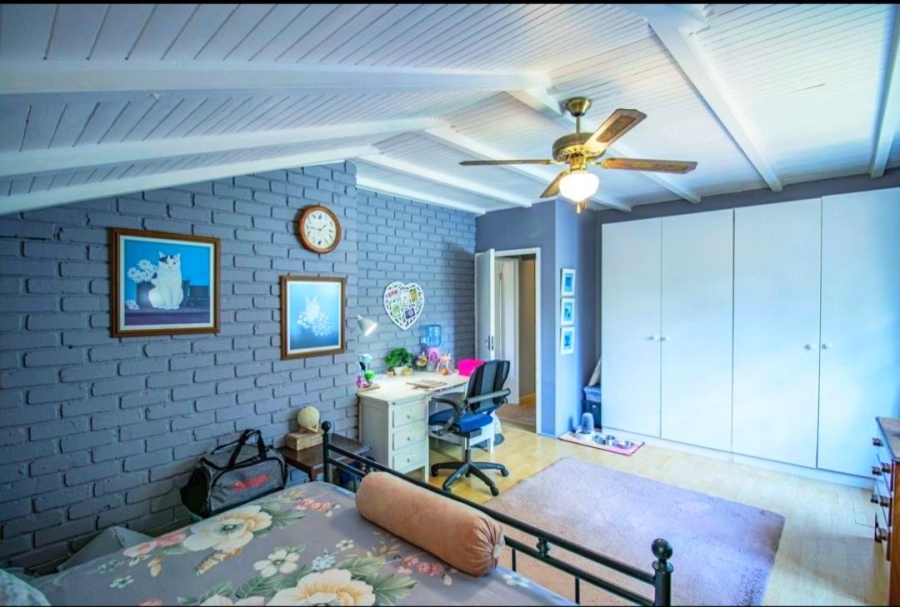 3 Bedroom Property for Sale in Glen Austin AH Gauteng