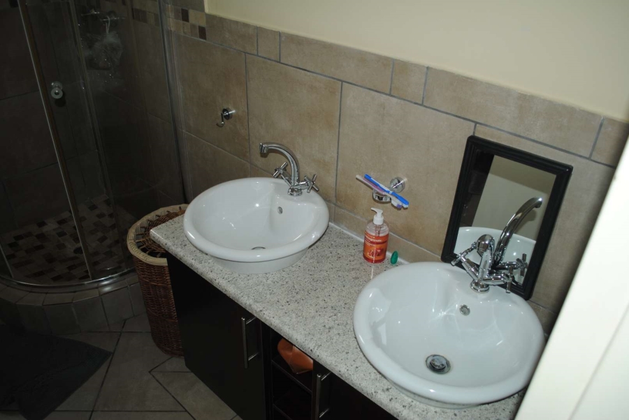 2 Bedroom Property for Sale in Riversdale Gauteng