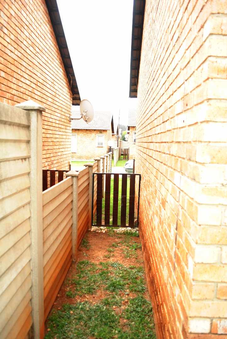 2 Bedroom Property for Sale in Riversdale Gauteng
