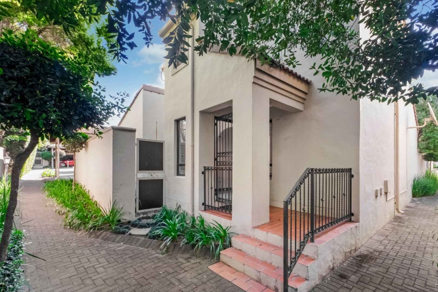 3 Bedroom Property for Sale in Lonehill Gauteng