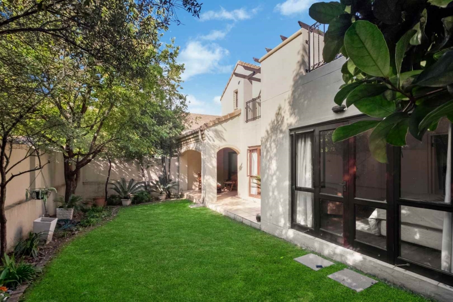 3 Bedroom Property for Sale in Lonehill Gauteng