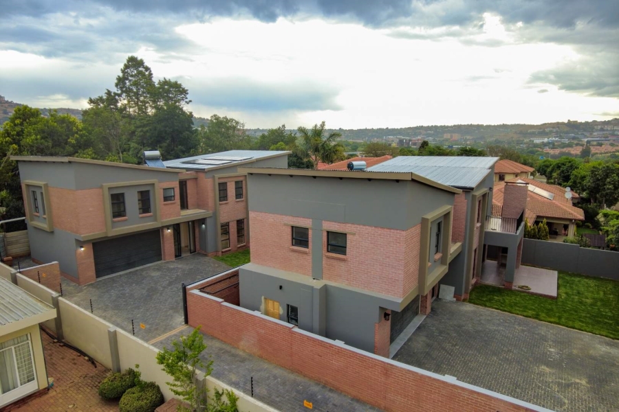 3 Bedroom Property for Sale in Fairland Gauteng