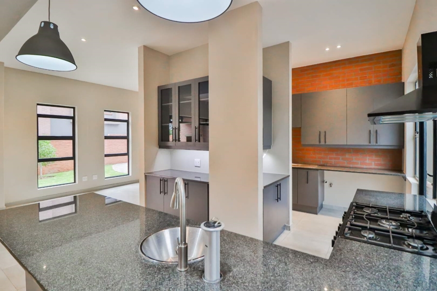 3 Bedroom Property for Sale in Fairland Gauteng