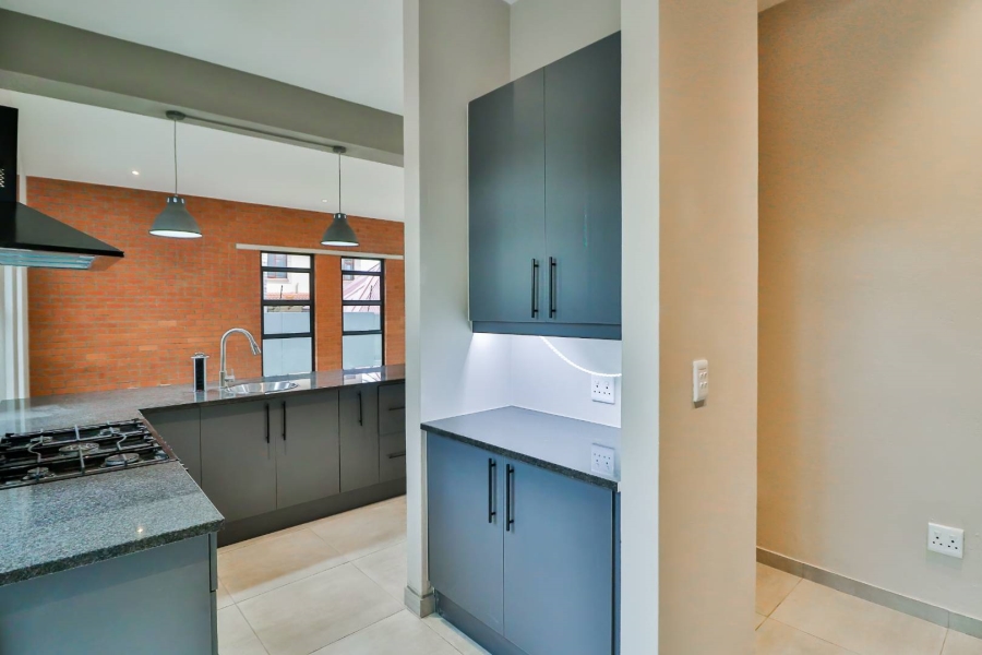 3 Bedroom Property for Sale in Fairland Gauteng