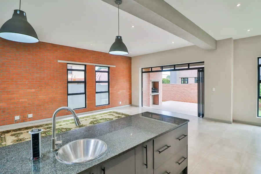 3 Bedroom Property for Sale in Fairland Gauteng