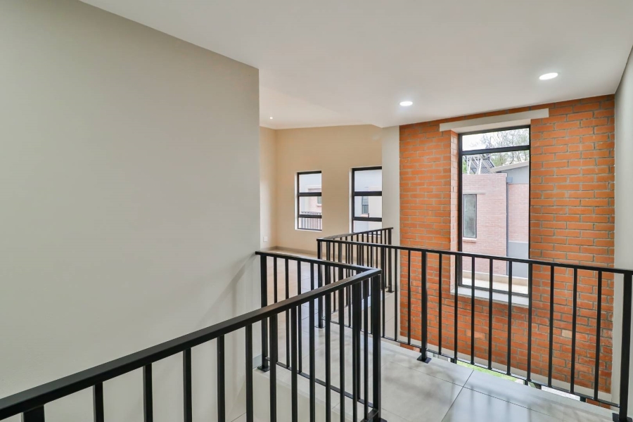 3 Bedroom Property for Sale in Fairland Gauteng