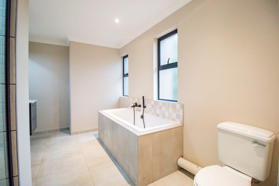 3 Bedroom Property for Sale in Fairland Gauteng