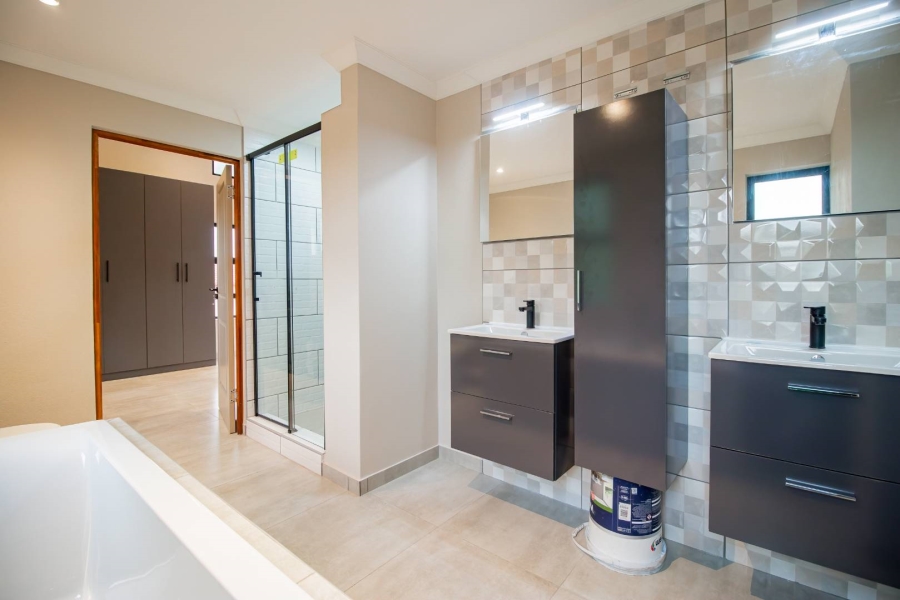 3 Bedroom Property for Sale in Fairland Gauteng