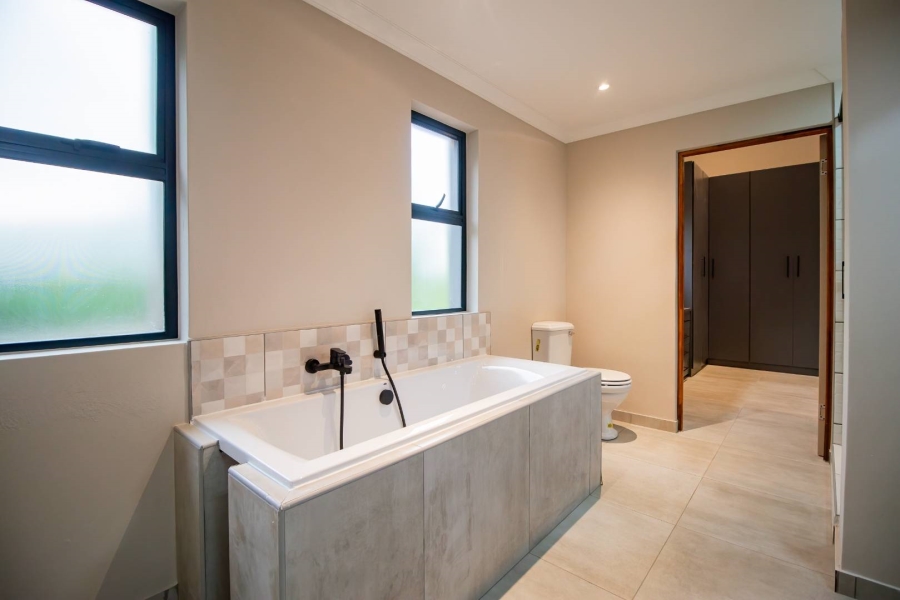 3 Bedroom Property for Sale in Fairland Gauteng