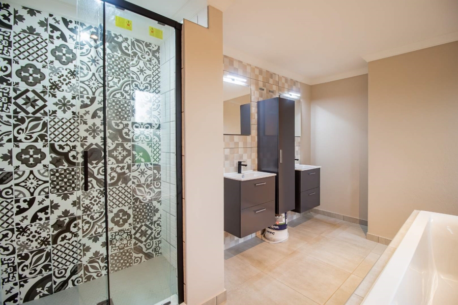 3 Bedroom Property for Sale in Fairland Gauteng