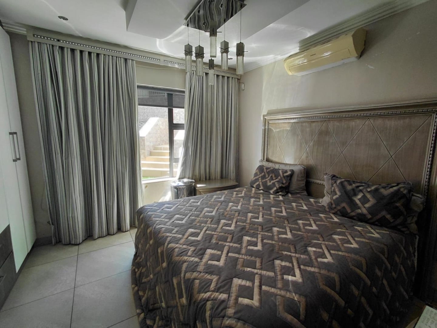 4 Bedroom Property for Sale in Roodekrans Gauteng