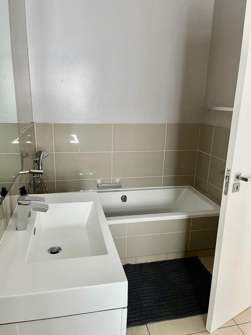 To Let 3 Bedroom Property for Rent in Oaklands Gauteng