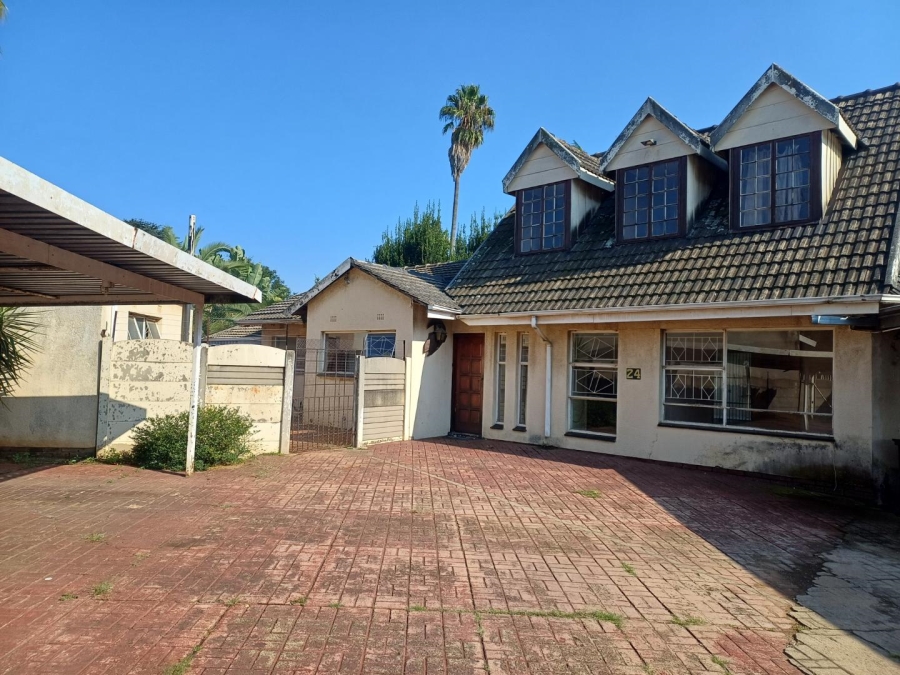 4 Bedroom Property for Sale in Birch Acres Gauteng