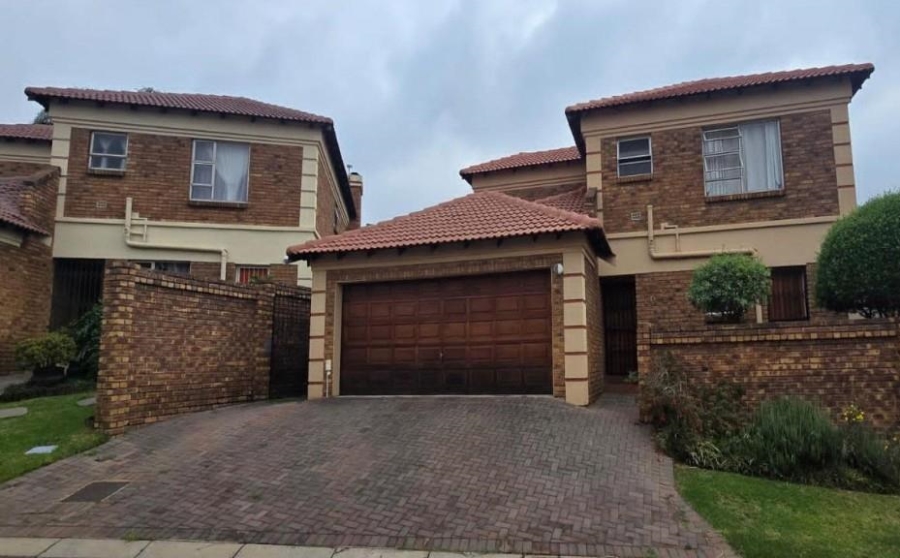 3 Bedroom Property for Sale in Glen Marais Gauteng