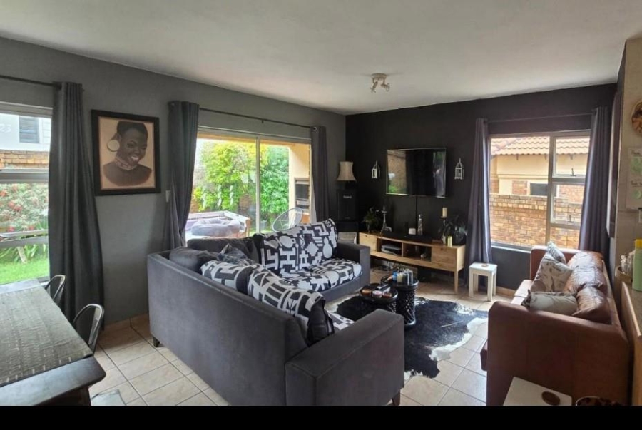 3 Bedroom Property for Sale in Glen Marais Gauteng