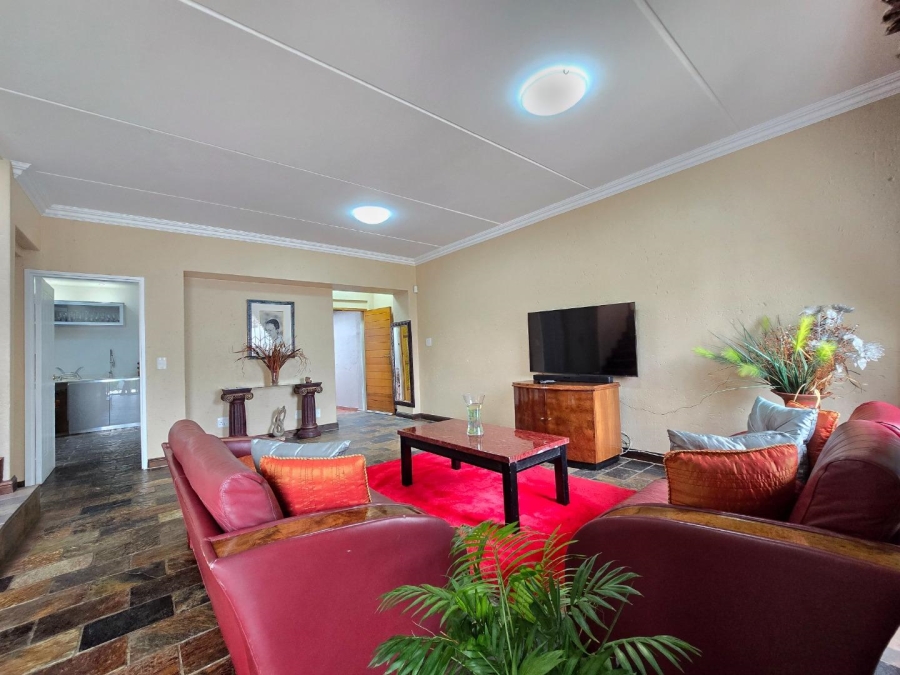 3 Bedroom Property for Sale in Glenvista Gauteng