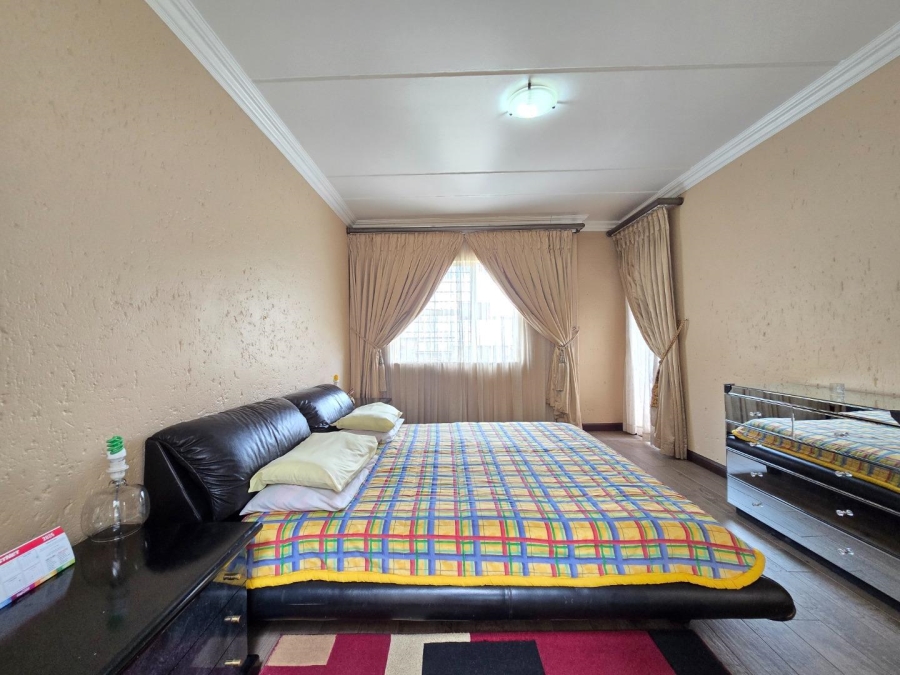 3 Bedroom Property for Sale in Glenvista Gauteng