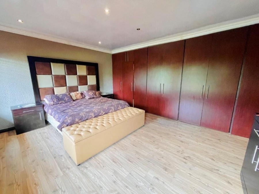 4 Bedroom Property for Sale in Brackenhurst Gauteng