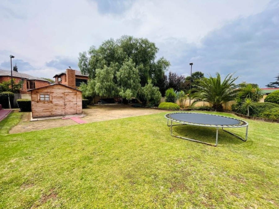 4 Bedroom Property for Sale in Brackenhurst Gauteng