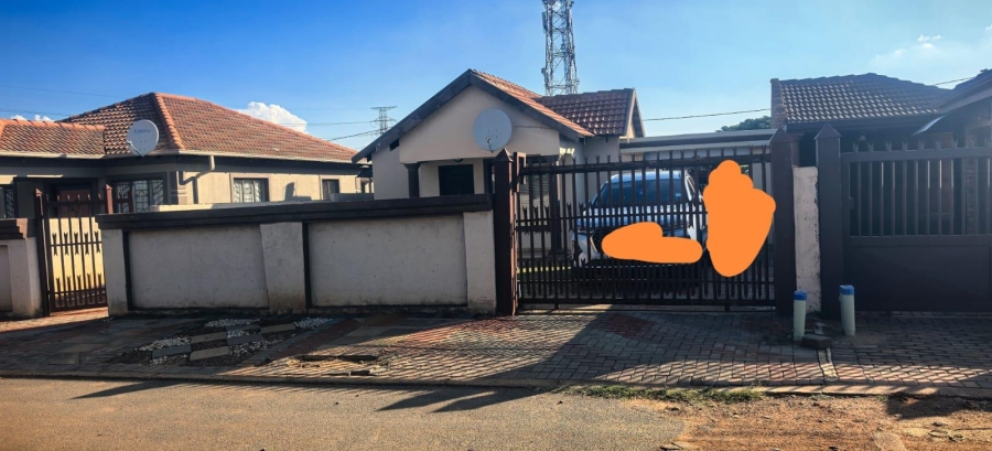3 Bedroom Property for Sale in Soshanguve VV Gauteng