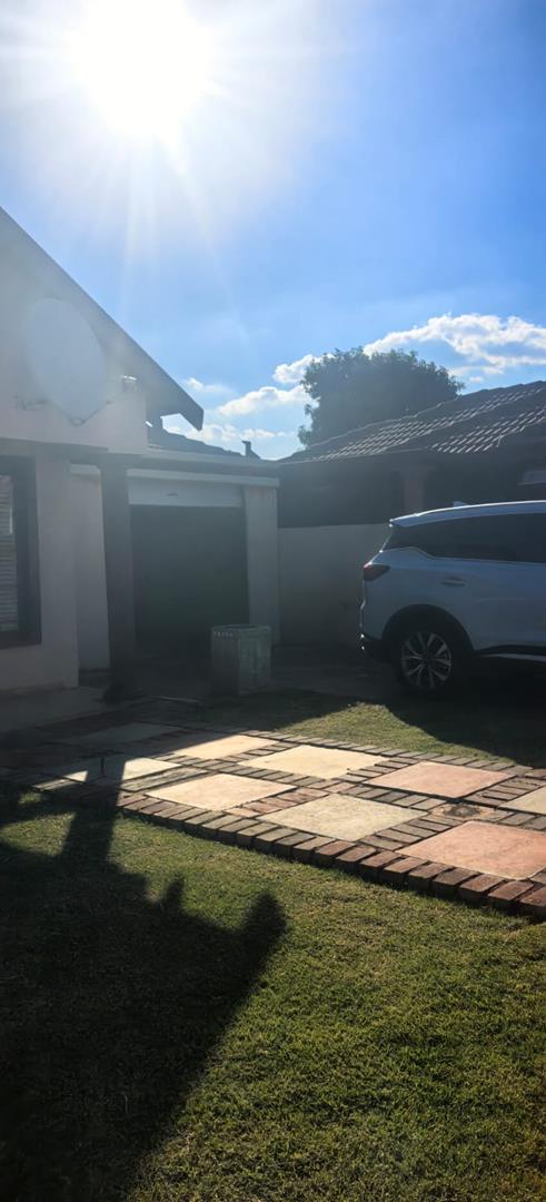 3 Bedroom Property for Sale in Soshanguve VV Gauteng