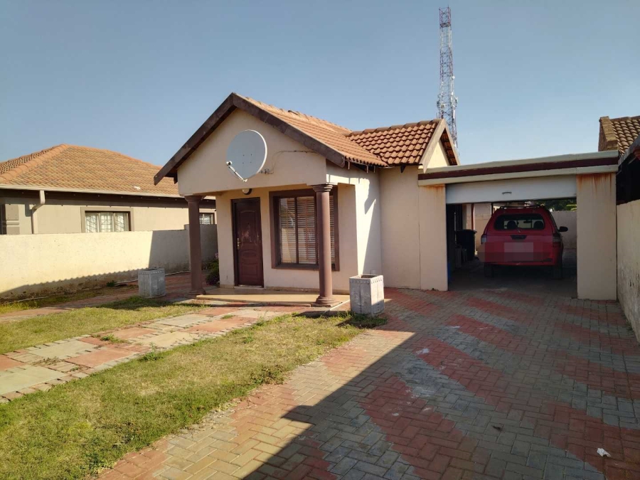 3 Bedroom Property for Sale in Soshanguve VV Gauteng