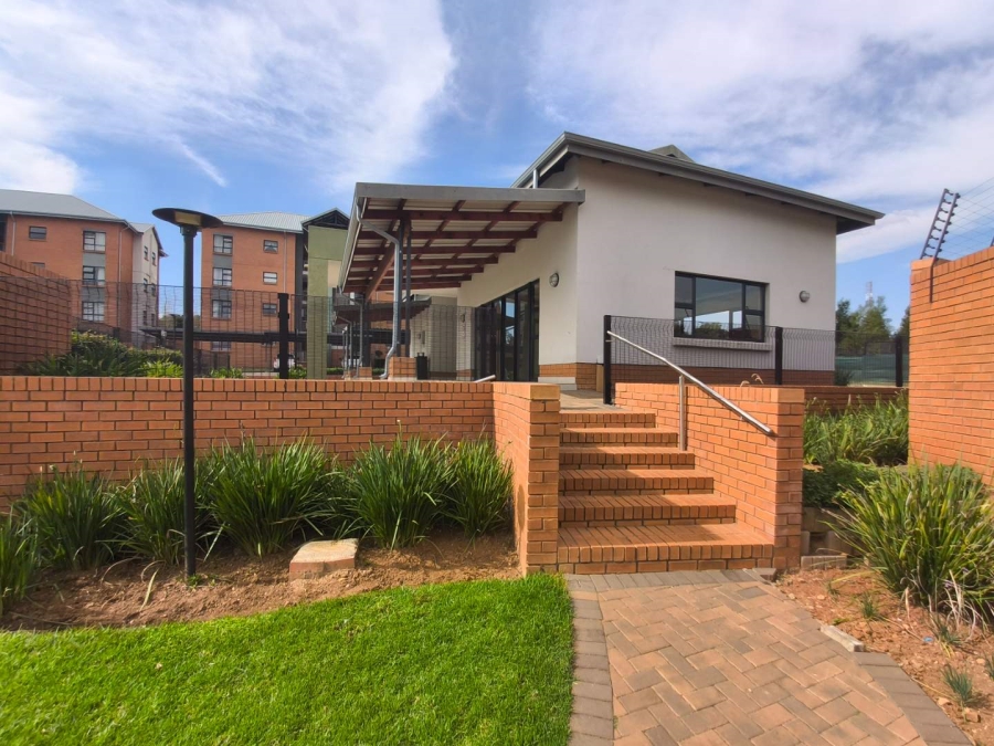 2 Bedroom Property for Sale in Founders Hill Gauteng
