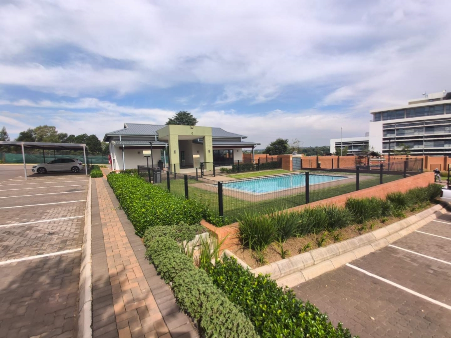 2 Bedroom Property for Sale in Founders Hill Gauteng