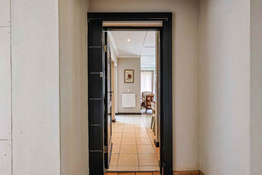 1 Bedroom Property for Sale in Rietvalleirand Gauteng