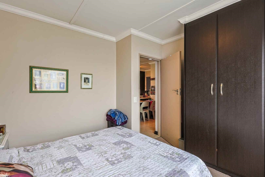 1 Bedroom Property for Sale in Rietvalleirand Gauteng