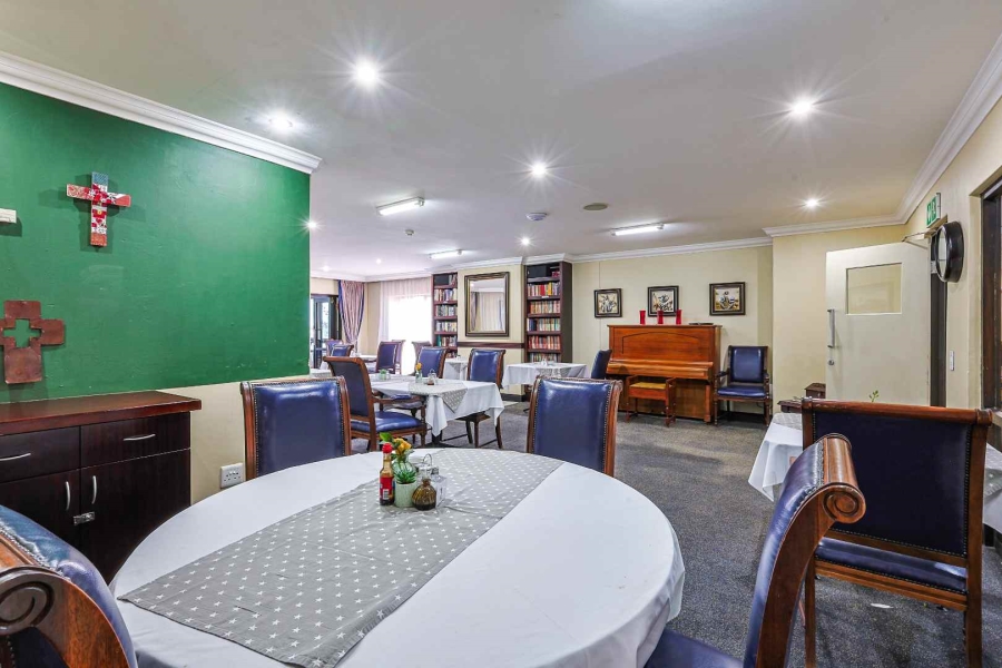 1 Bedroom Property for Sale in Rietvalleirand Gauteng