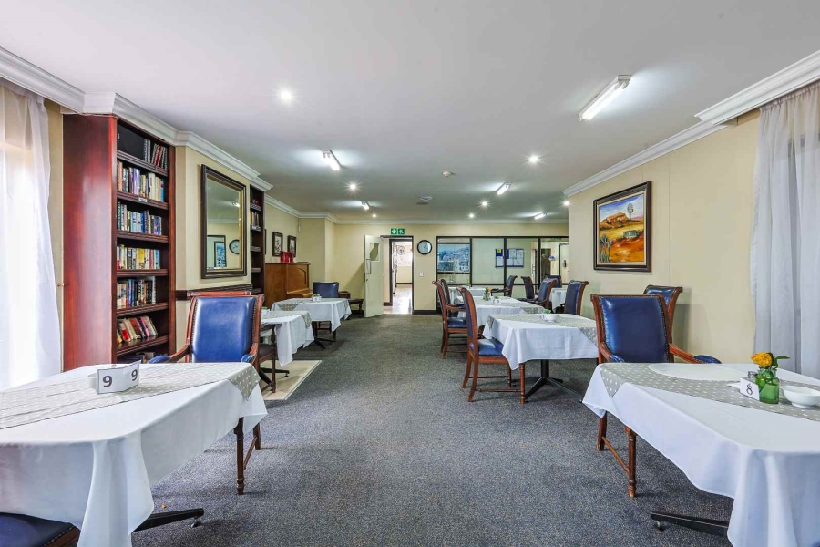 1 Bedroom Property for Sale in Rietvalleirand Gauteng