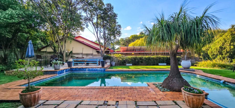 4 Bedroom Property for Sale in Waterkloof Ridge Gauteng